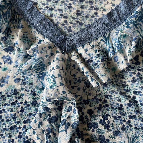 Vintage floral print mesh tank top in baby blue (S-M) - Picture 3 of 7